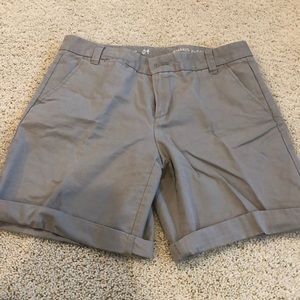 Boyfriend roll up shorts